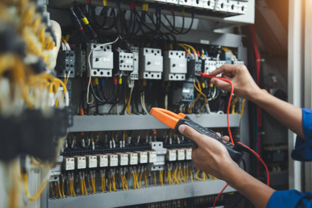Best Affordable Emergency Electrician  in Hortonville, WI